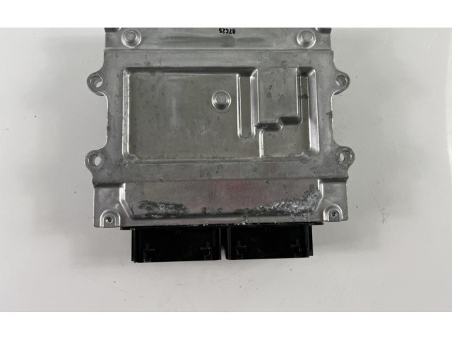 Блок управления двигателя 32242005, NP77   Volvo XC90