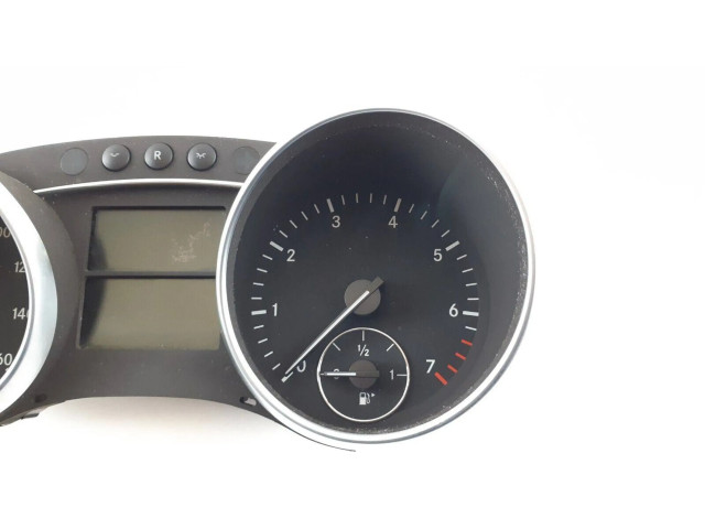 Přístrojová deska Mercedes-Benz GL X164 2009 A1645409947