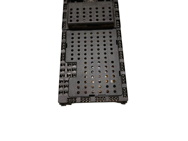 Блок предохранителей  08696040   Volvo V70    