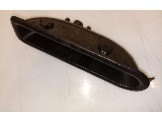 Панель 8200888798, TRASEIRODIREITO   Renault Clio III       