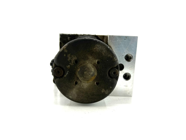 Блок АБС 27534AE060 Subaru Outback 1999-2003 года