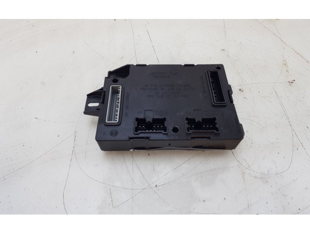 Блок управления 284B11233R, 284B18973R   Renault Twingo III