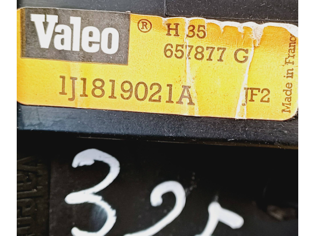 Вентилятор печки    1J1819021A, H35657880E   Audi A3 S3 8L