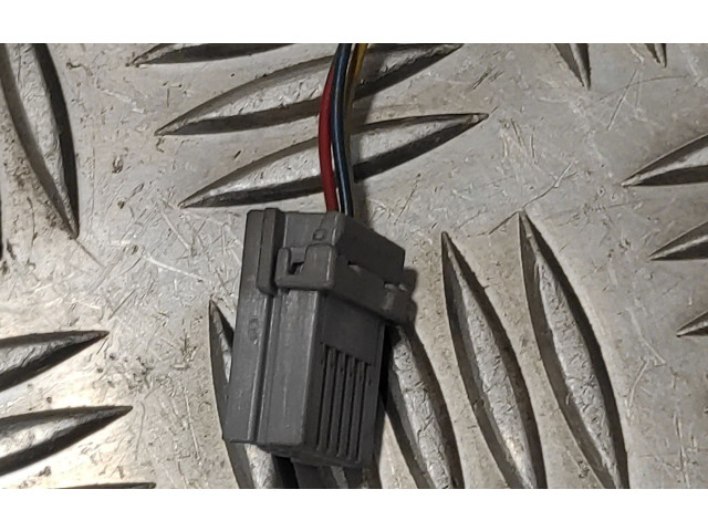 Zpětné zrcátko Nissan Micra C+C 2006