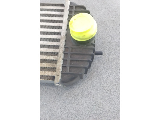 Интеркулер  13620-68L51   Suzuki Swift 