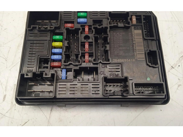 Блок предохранителей 284B69541R Renault Clio II