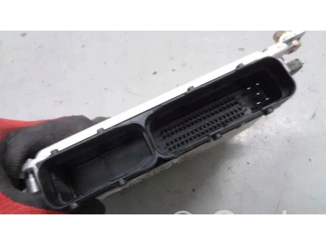 Блок управления    Hyundai Coupe