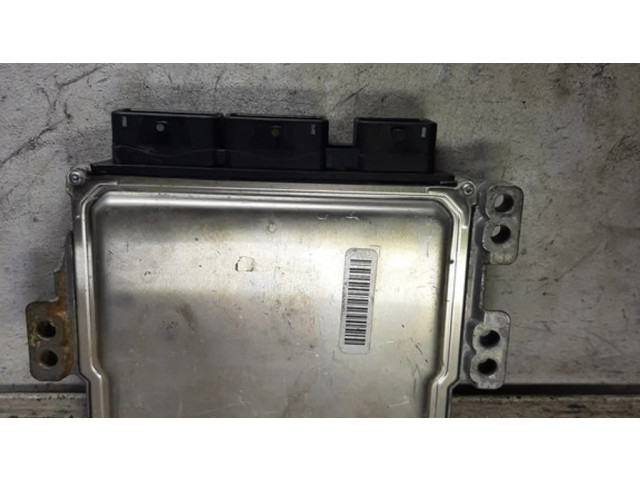 Řídící jednotka 237100703R, 237102280R Dacia Duster 2013