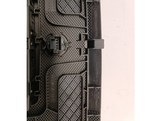 Přístrojová deska Mercedes-Benz C W204 2011 A1725420023, 193693207