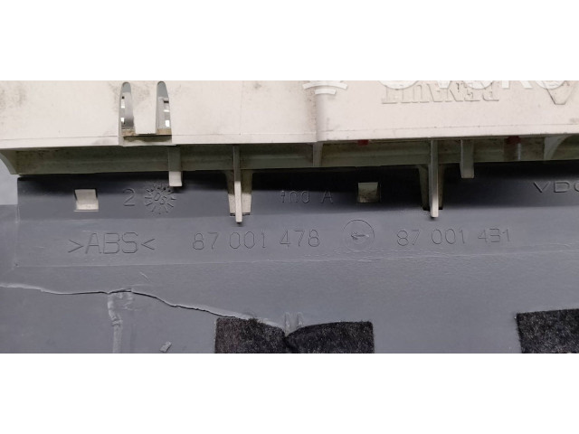 Přístrojová deska Renault Twingo I 2005 8200213195, 231020035018