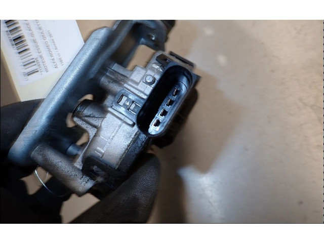 Моторчик дворников 50509396 Alfa Romeo Giulietta