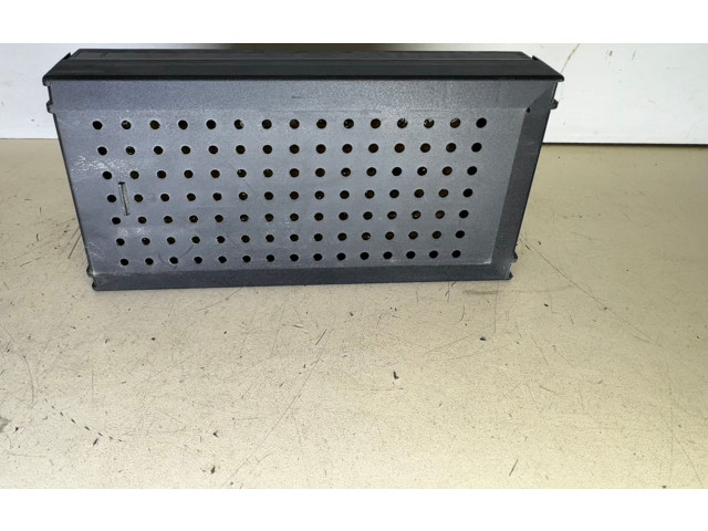 Блок предохранителей 30679527, 04W144   Volvo XC90    