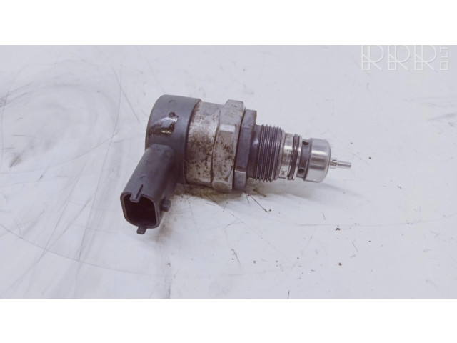 Регулятор давления топлива