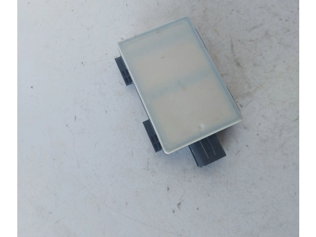 Модуль управления слепым пятном 31476724 Volvo XC90