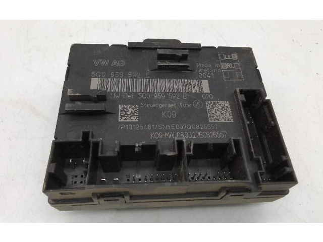 Блок управления 5Q0959592E   Audi A3 S3 8V