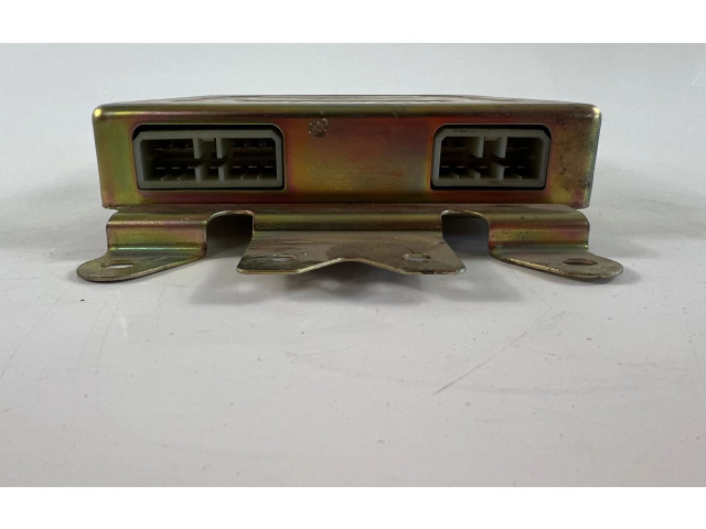 Блок управления двигателем Блок управления E201826 Mitsubishi Colt