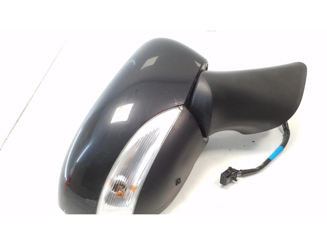 Зеркало электрическое     правое   Renault Clio IV  2012-- года   