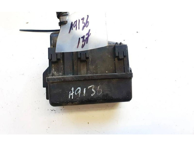   Pojistková skříňka 7154ya1   Lexus GS 300 350 430 450H 2007