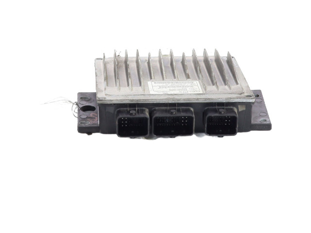 Блок управления двигателя 8200513058 Dacia Logan I