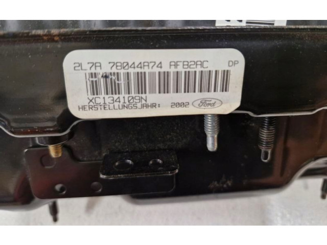 Pojistková skříňka Надувная подушка для пассажира    Lincoln Navigator 2004