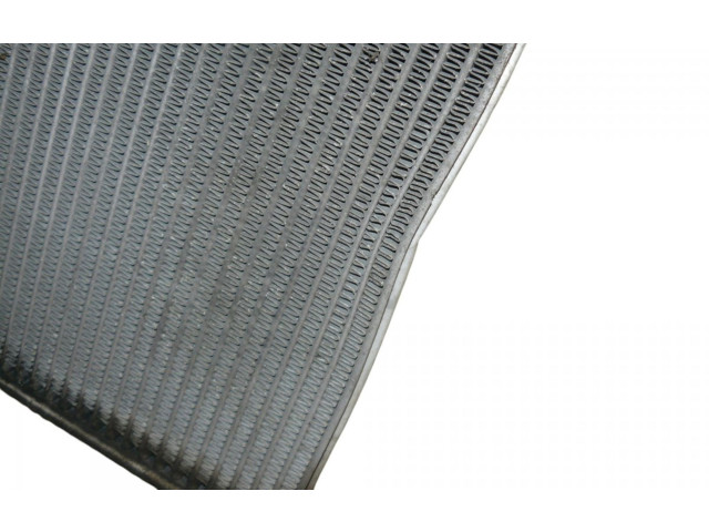 Интеркулер  989580C, 30748809   Volvo S80 