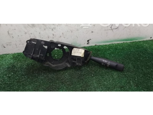 Pojistková skříňka Включатель скорости стеклоочистителей    Citroen Saxo 1996