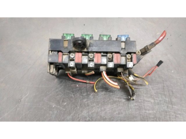 Блок предохранителей 1405451601 Mercedes-Benz S W140