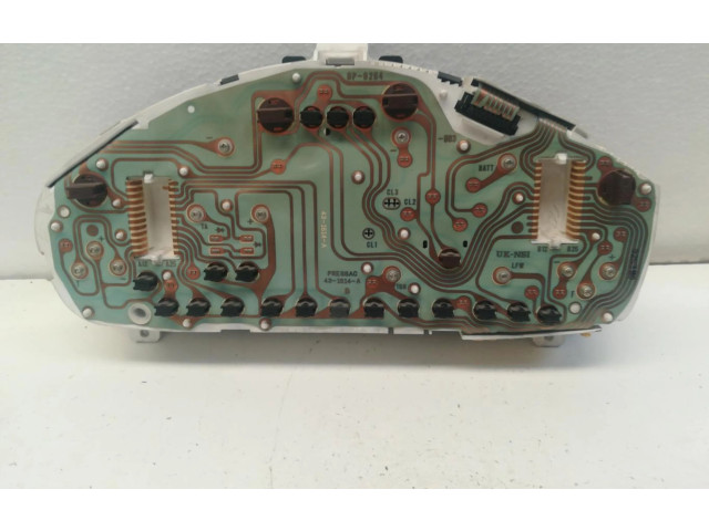 Панель приборов MR381347 Mitsubishi Carisma