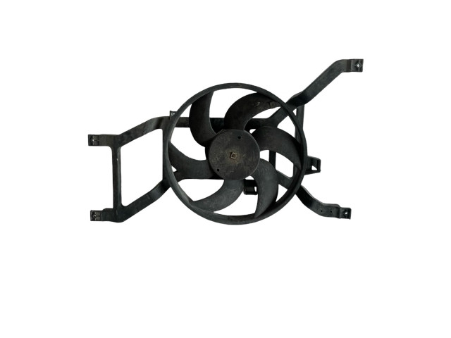 Вентилятор радиатора     8200779073    Dacia Sandero 