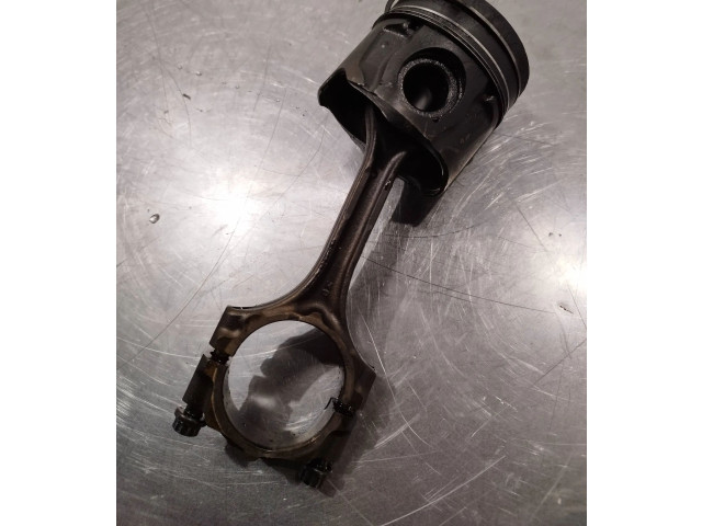 Píst Toyota Verso-S