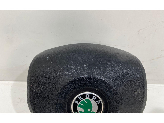 Подушка безопасности водителя    Skoda Fabia Mk2 (5J)