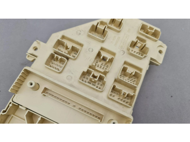 Pojistková skříňka 16238AC Chrysler 300M 1999