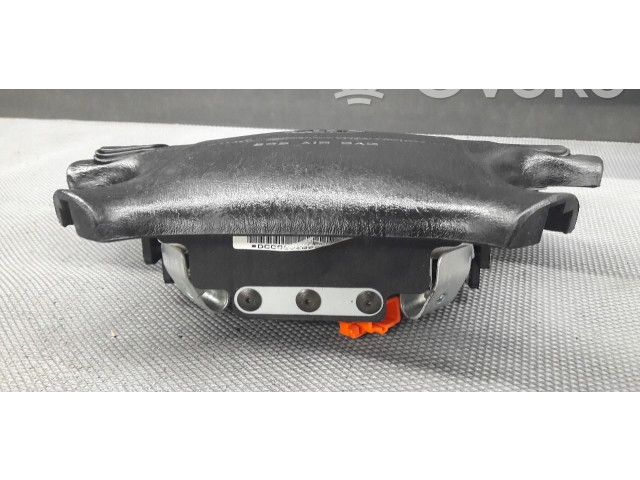 Подушка безопасности водителя    KIA Clarus