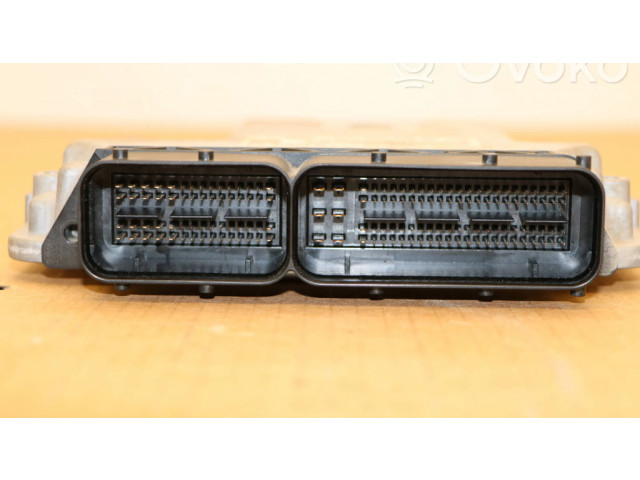 Řídící jednotka 03L906018, 0281018025 Volkswagen Golf VI 2012