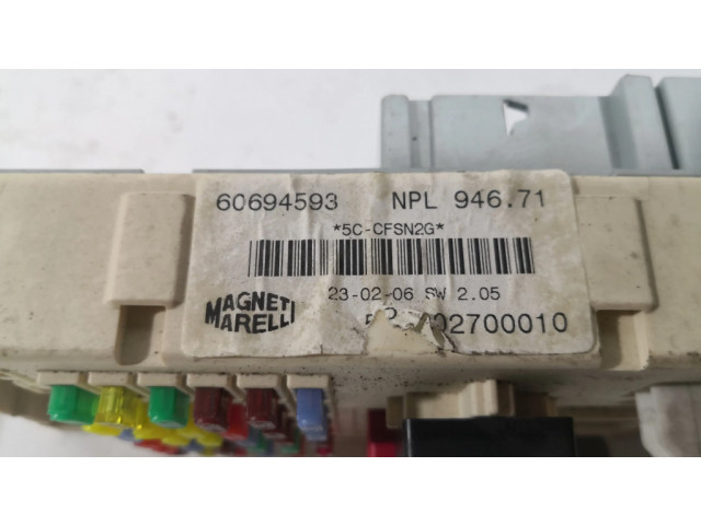   Pojistková skříňka 60686059, 60694593   Alfa Romeo Brera 2007