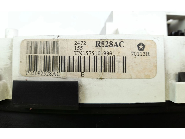 Přístrojová deska Chrysler Voyager 2002 TN1575109391