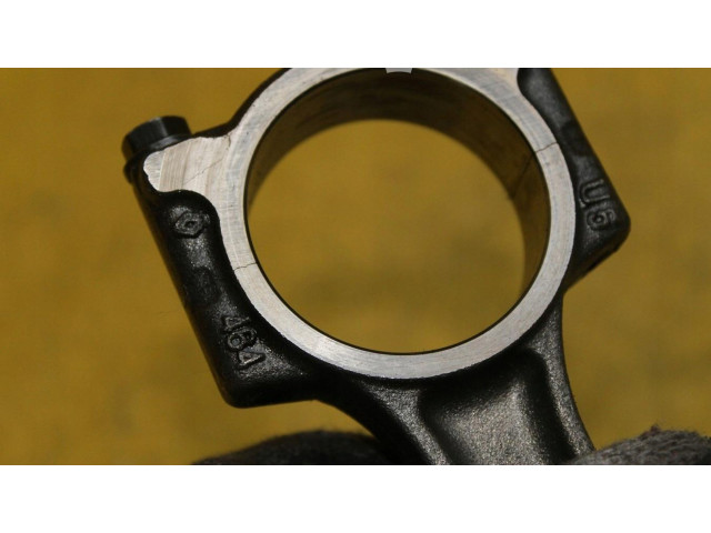  Поршень с шатуном    Renault Clio III  