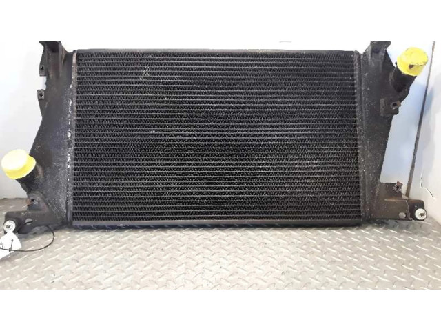 Интеркулер Chrysler Voyager 2.5