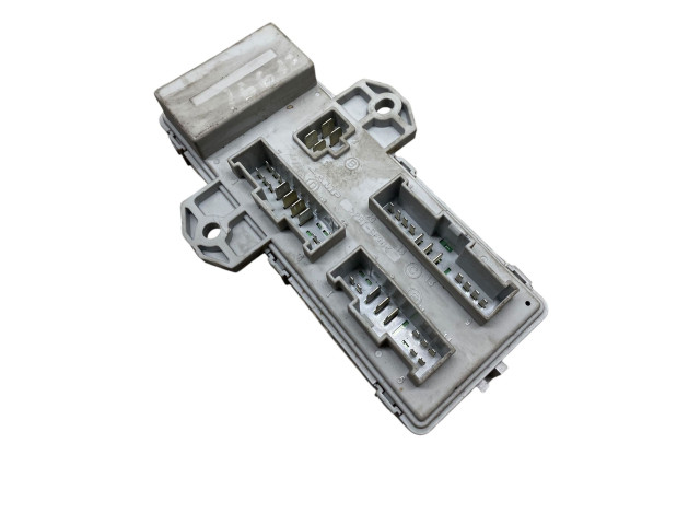 Блок предохранителей 911703E920 KIA Sorento