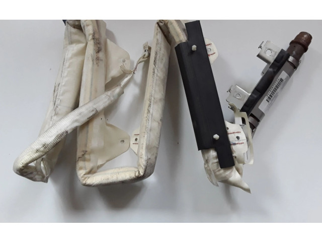 Боковая подушка безопасности P606222001DD04 Jeep Grand Cherokee (WK)