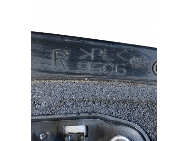 Zpětné zrcátko Toyota Land Cruiser (J150) 2019 E4044661