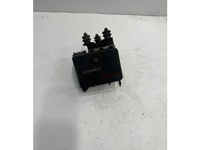 Блок АБС 1K0907379AC, 00005305H0 Volkswagen Touran I 2003 - 2010 года