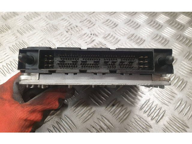 Блок управления двигателя 08667710A Volvo V70