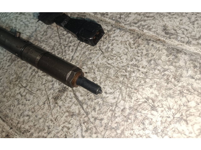 Форсунка 059130202B    Audi A6 S6 C5 4B   