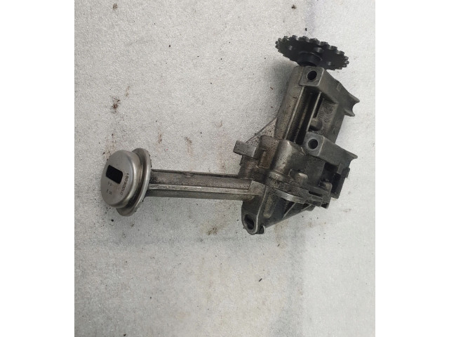 Масляный насос   7700600532, 150108069R  Renault Scenic II -  Grand scenic II 