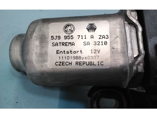 Моторчик заднего дворника 5J9955711A Skoda Fabia Mk2 (5J)