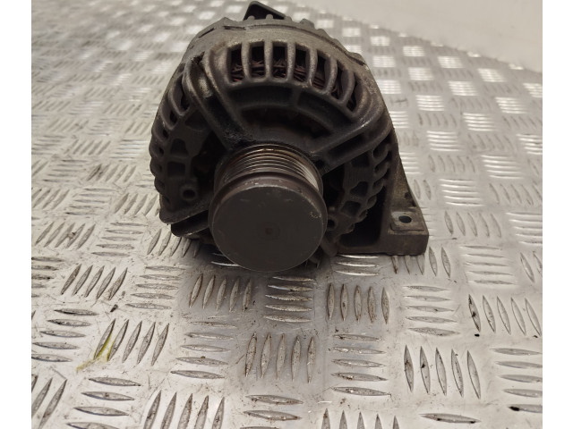 Генератор 8676498, 0124525029   Volvo V70      