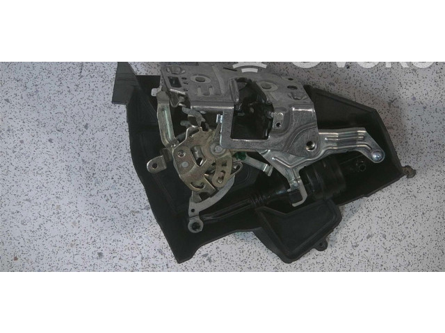 Zámek zadních dveří Mercedes-Benz E W210 1997