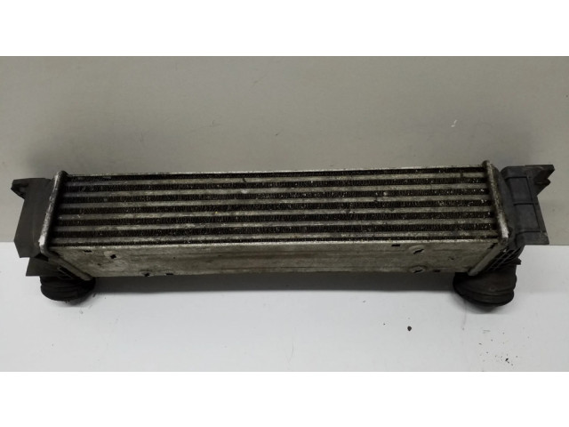 Интеркулер 7798788 BMW 1 E81 E87 2.0