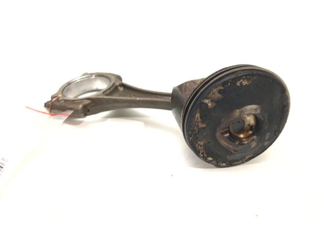 Píst PYY1 Mazda CX-5